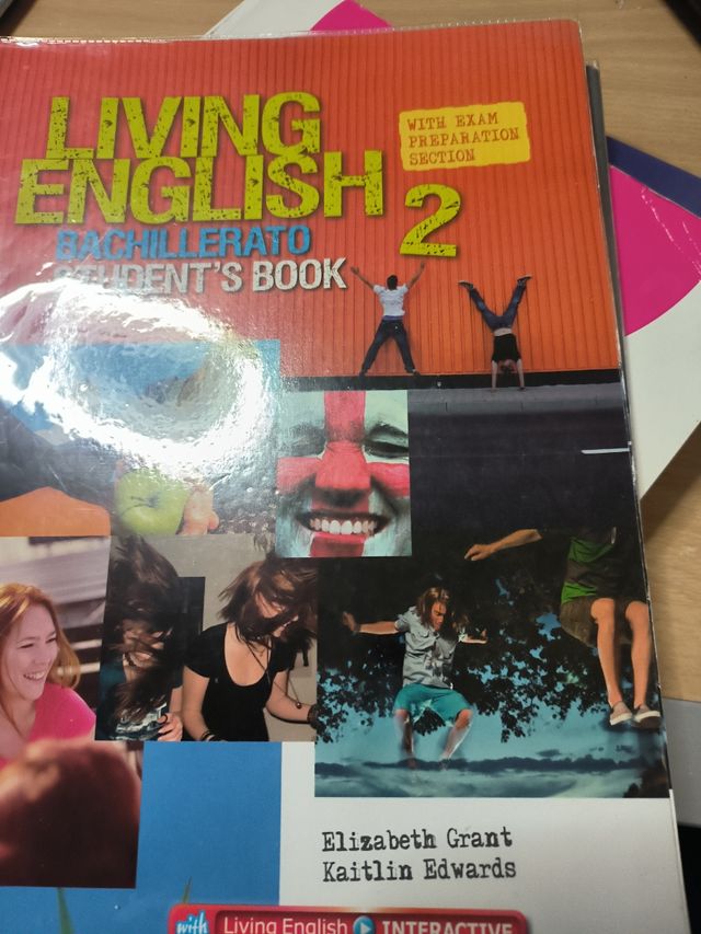 Living English 2 Bachillerato: Student´s book