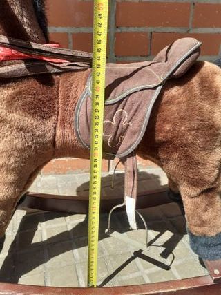 Caballito mecedora marrón
