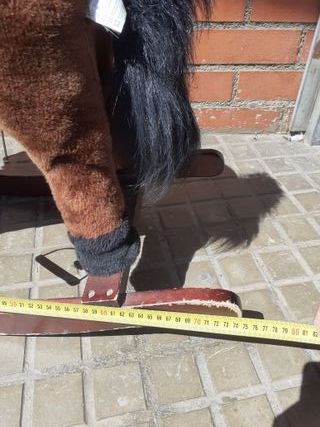 Caballito mecedora marrón