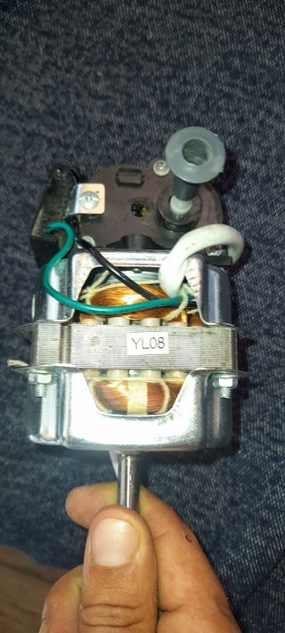 Motore elettrico per ventilatore