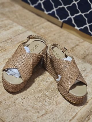 Sandalias cuña AZAREY.