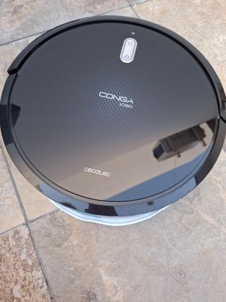 Robot aspiradora Conga 1090