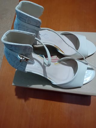 Zapatos tacón alto blanco