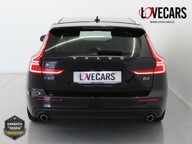 Volvo V60 2.0 B4 (G) Momentum Pro Auto