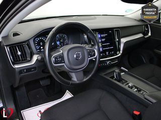 Volvo V60 2.0 B4 (G) Momentum Pro Auto
