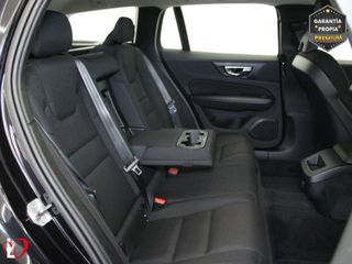 Volvo V60 2.0 B4 (G) Momentum Pro Auto
