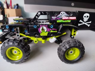 Lego Technic 42118 Monster Truck