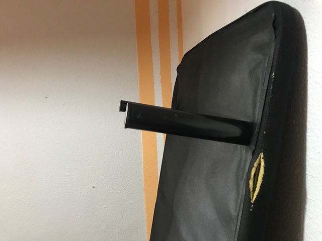 Somier negro con soporte metálico