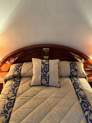 Cama madera + mesillas