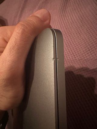 MacBook Pro 13" M2 (2022) - 8GB RAM