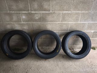 Neumáticos semislicks Pirelli Pzero 225/40/17