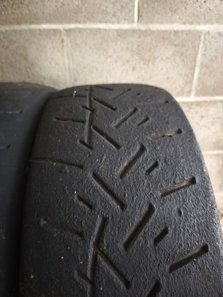 Neumáticos semislicks Pirelli Pzero 225/40/17