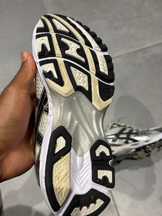 Asics Gel Kayano 14 - Talla 42