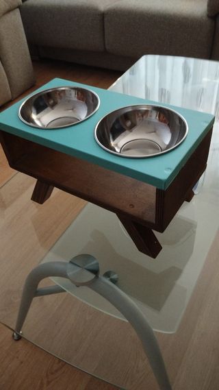 Mangiatoia per cani in legno - 2 ciotole