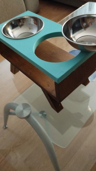 Mangiatoia per cani in legno - 2 ciotole