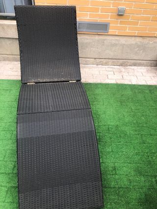 Hamaca negra plegable de ratan en muy buen estado