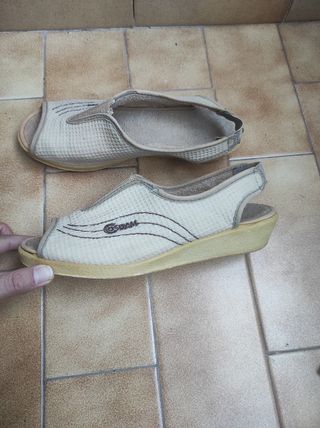 Sandalias Cosdam beige