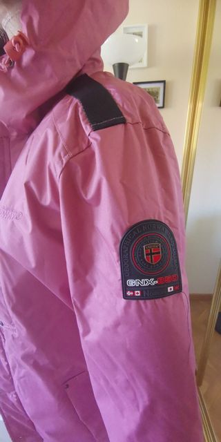 Chaqueta Nieve Geographical Norway en rosa 