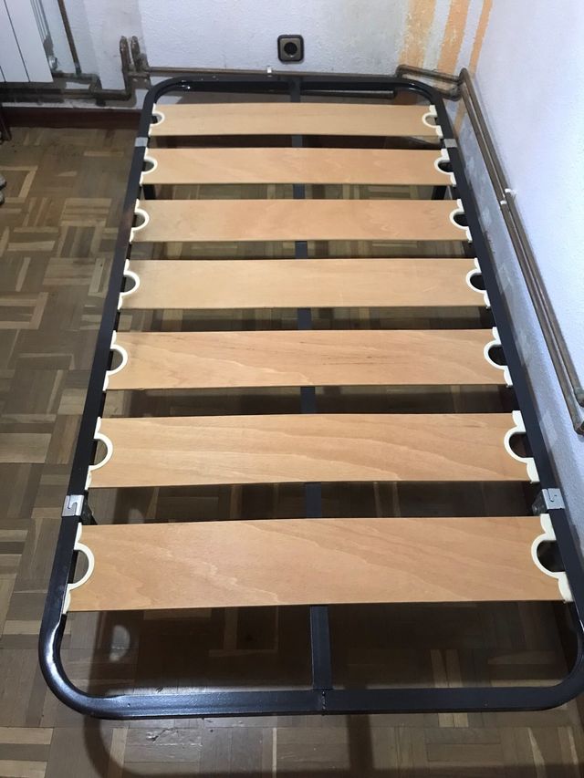 Somier lamas madera - soporte metálico con patas