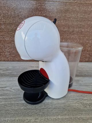 Cafetera Dolce Gusto blanca