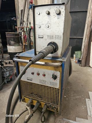 Soldadora Oerlikon VCG-450 y CNG-350