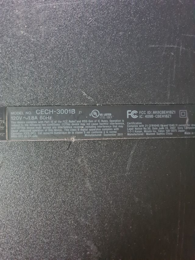 PS3 (PlayStation 3) Slim Negra