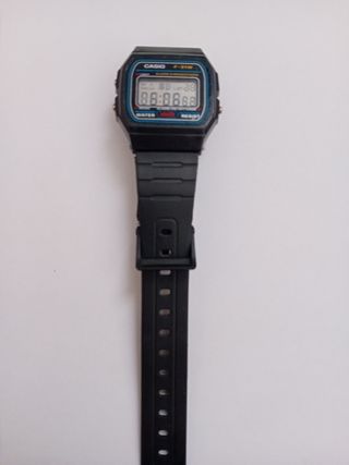 Reloj Casio F-91W vintage