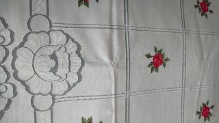 Colcha antigua de las llamadas pintadas