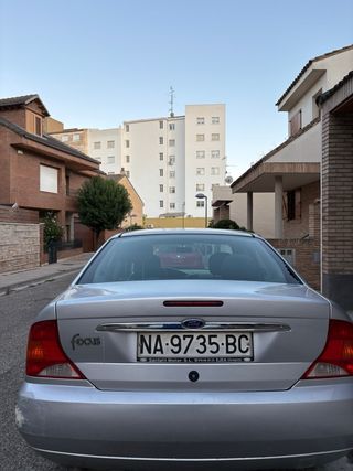 Ford Focus 2000