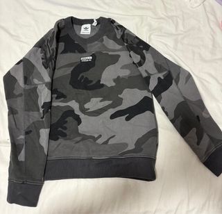Sudadera Adidas camuflaje talla XS
