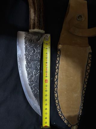 Cuchillo artesanal con funda