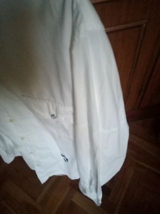 Camisa blanca caballero - Bolsillos