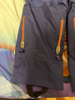Conjunto de chaqueta y pantalón esquí azul y beige