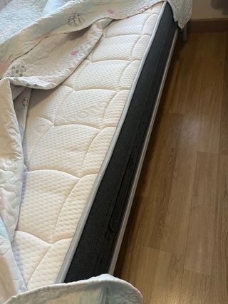 Cama blanca metalica individual