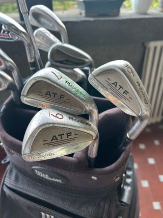 Bolsa golf Wilson con palos 