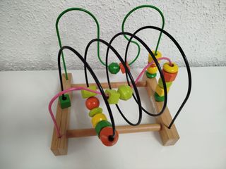 Laberinto de cuentas infantil