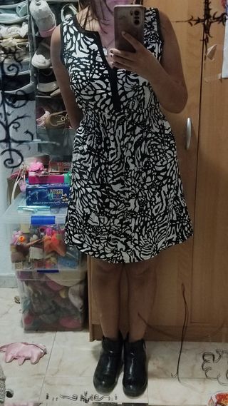 Vestido estampado blanco&negro