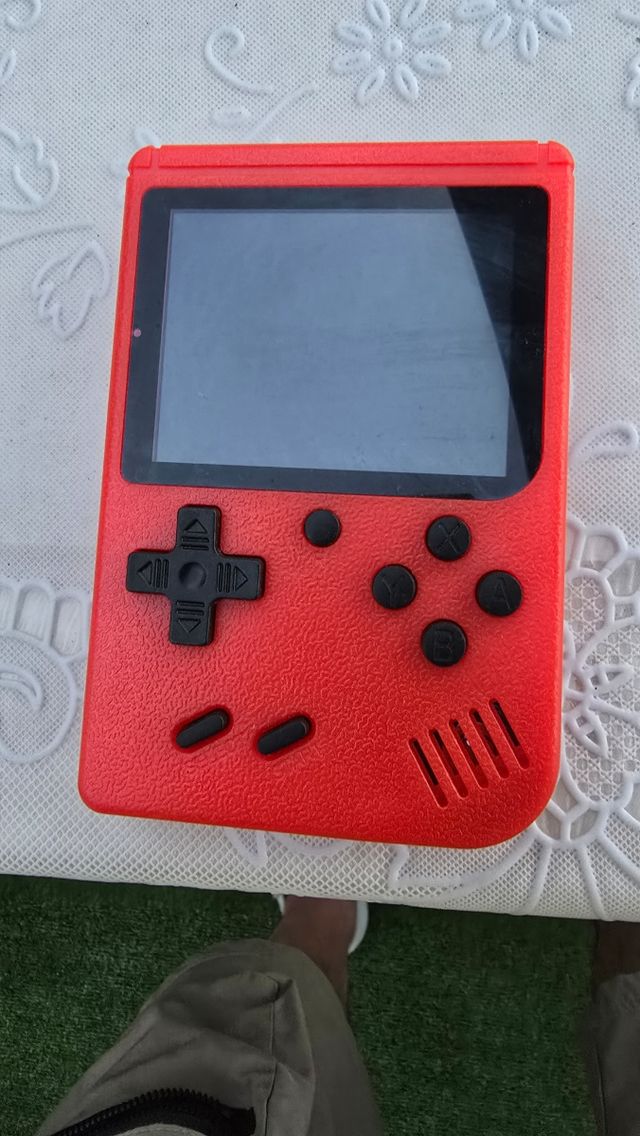 Consola Retro gamer roja