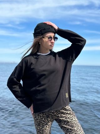 Camiseta negra manga larga