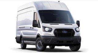 Alquilo Ford Tránsit 100% electrica. 