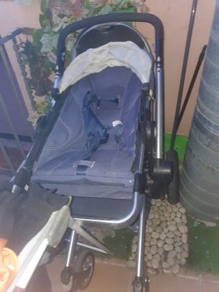 Carro bebé ligero nuevo

