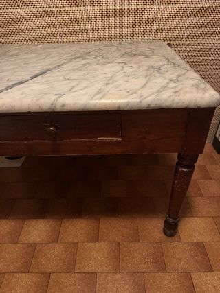 Tavolo antico marmo legno