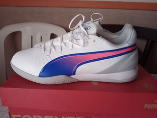 Zapatillas Puma fútbol sala - Talla40 tallan poco