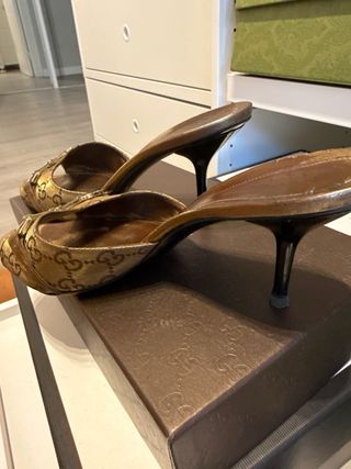 sandalias gucci doradas talla 38