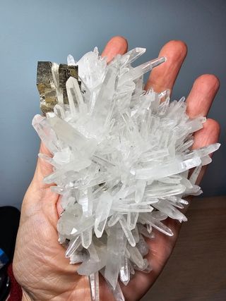 MINERALES: Cuarzo & Pirita