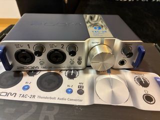 Zoom TAC-2R - Conversor Audio Thunderbolt