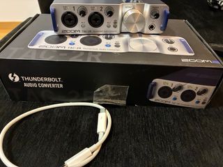 Zoom TAC-2R - Conversor Audio Thunderbolt