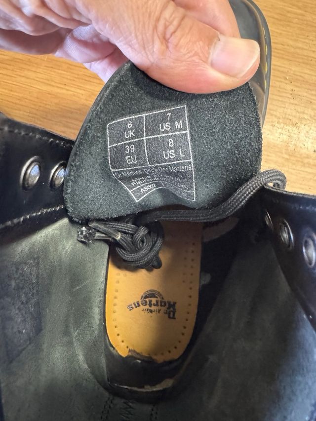 Dr. Martens anfibi pelle nera