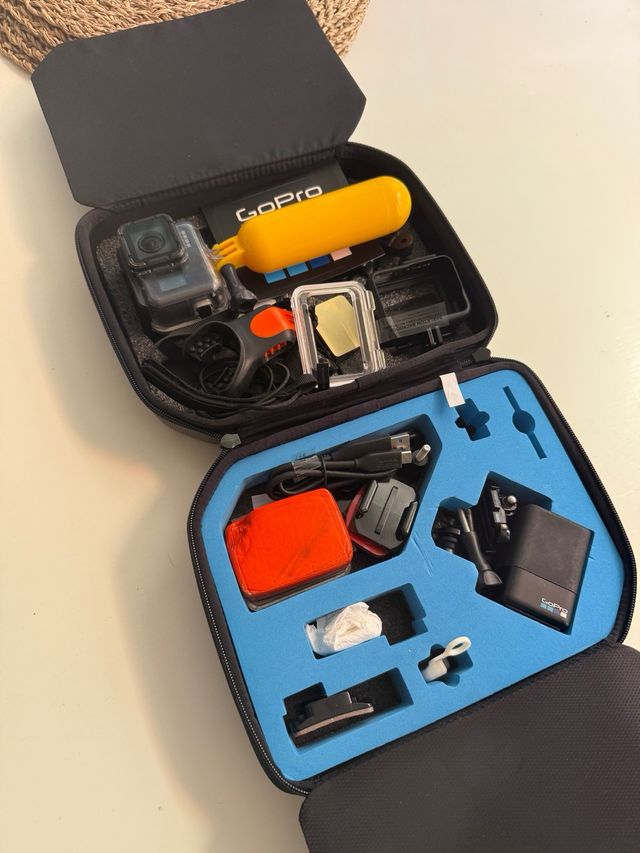 GoPro Hero 7 - Cámara de acción