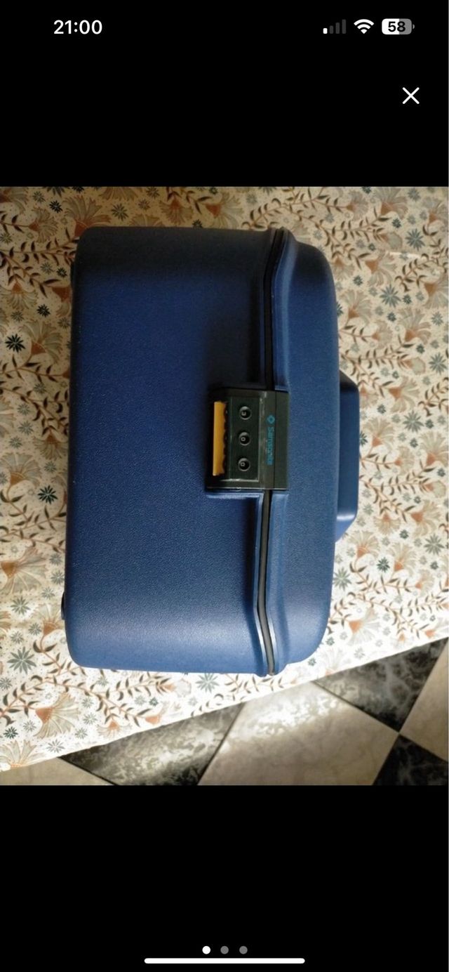 Neceser azul de viaje